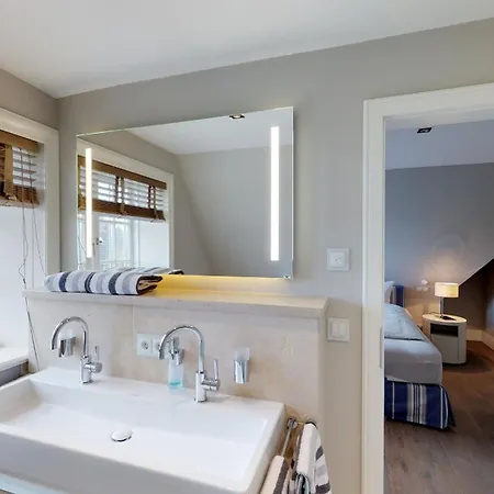 Holiday home Hamptons Island