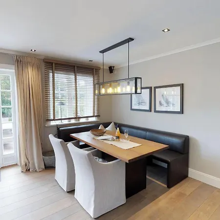 Holiday home Hamptons Island