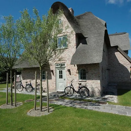 Holiday home Hamptons Island *